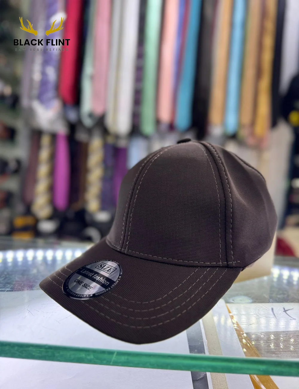 Classic Cap Minimal & Stylish - Image 2