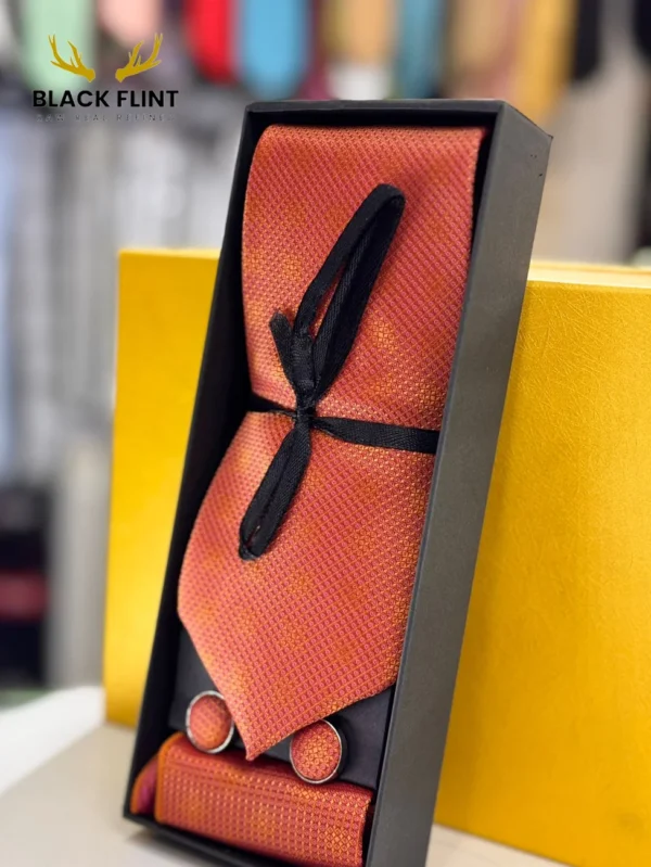 Elegant Designs Tie Gift Set with Matching Cufflinks - Golden Ember
