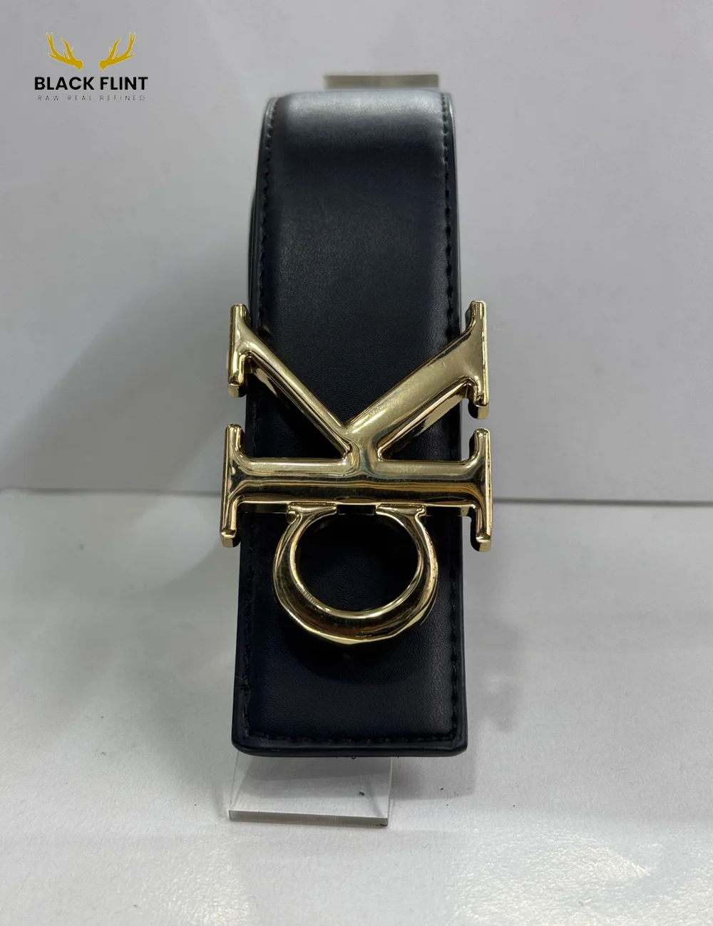 Luxury Black Leather Belt with Signature Buckle - Image 4