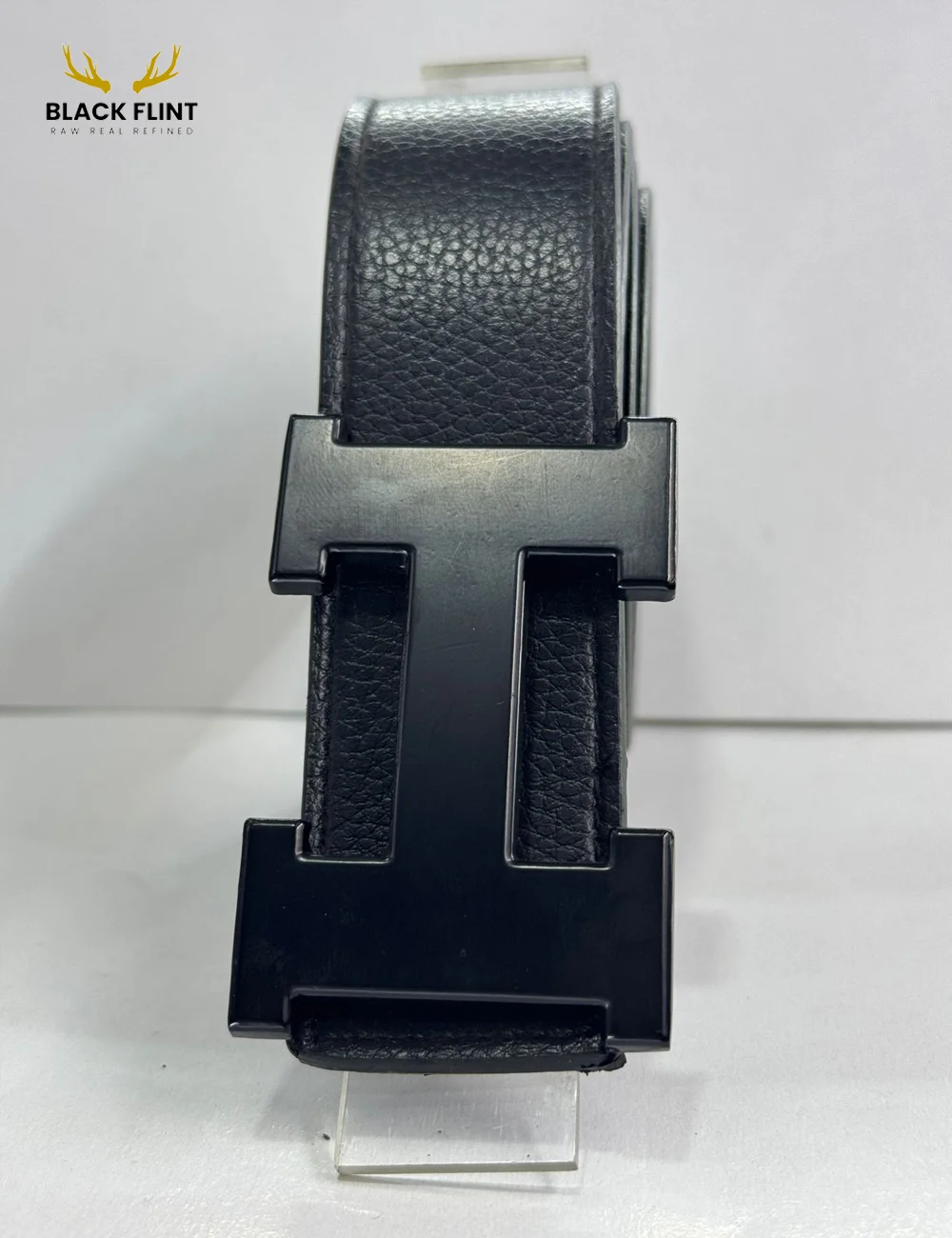 Luxury Black Leather Belt with Signature Buckle - Image 2