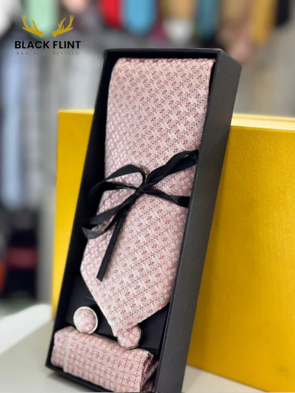 Elegant Designs Tie Gift Set with Matching Cufflinks - Blush Grid