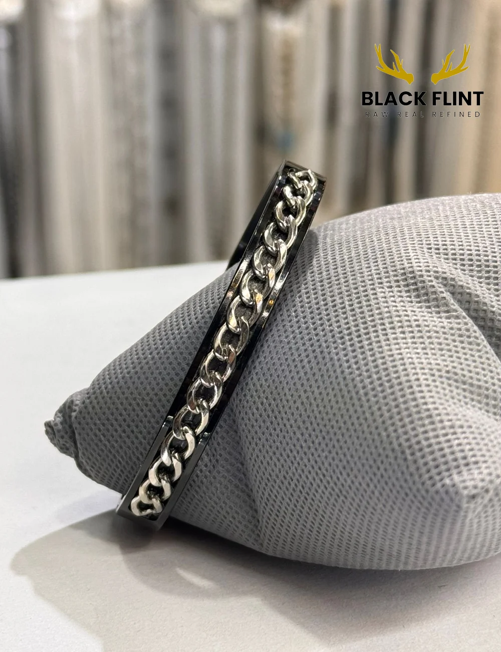 Stainless Steel Luxury Bangle – Black Flint Exclusive - Image 3