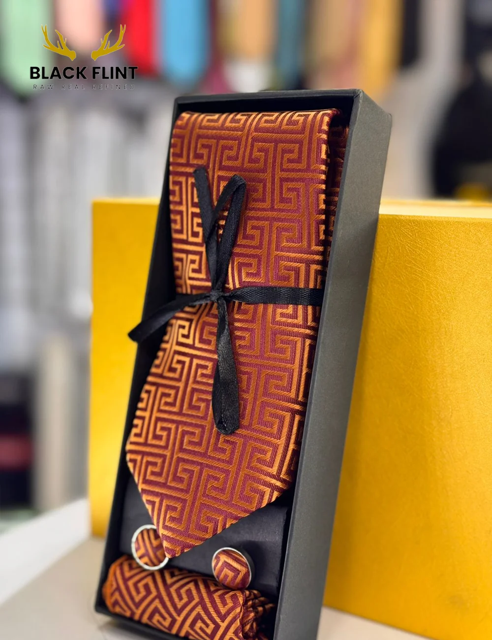 Elegant Designs Tie Gift Set with Matching Cufflinks - Image 7