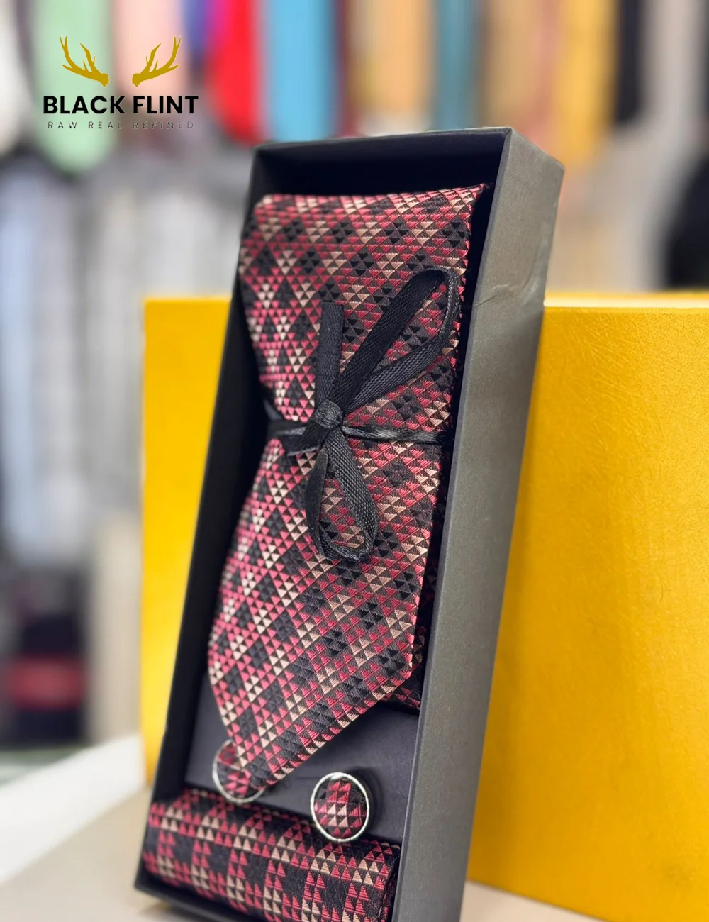 Elegant Designs Tie Gift Set with Matching Cufflinks - Image 6