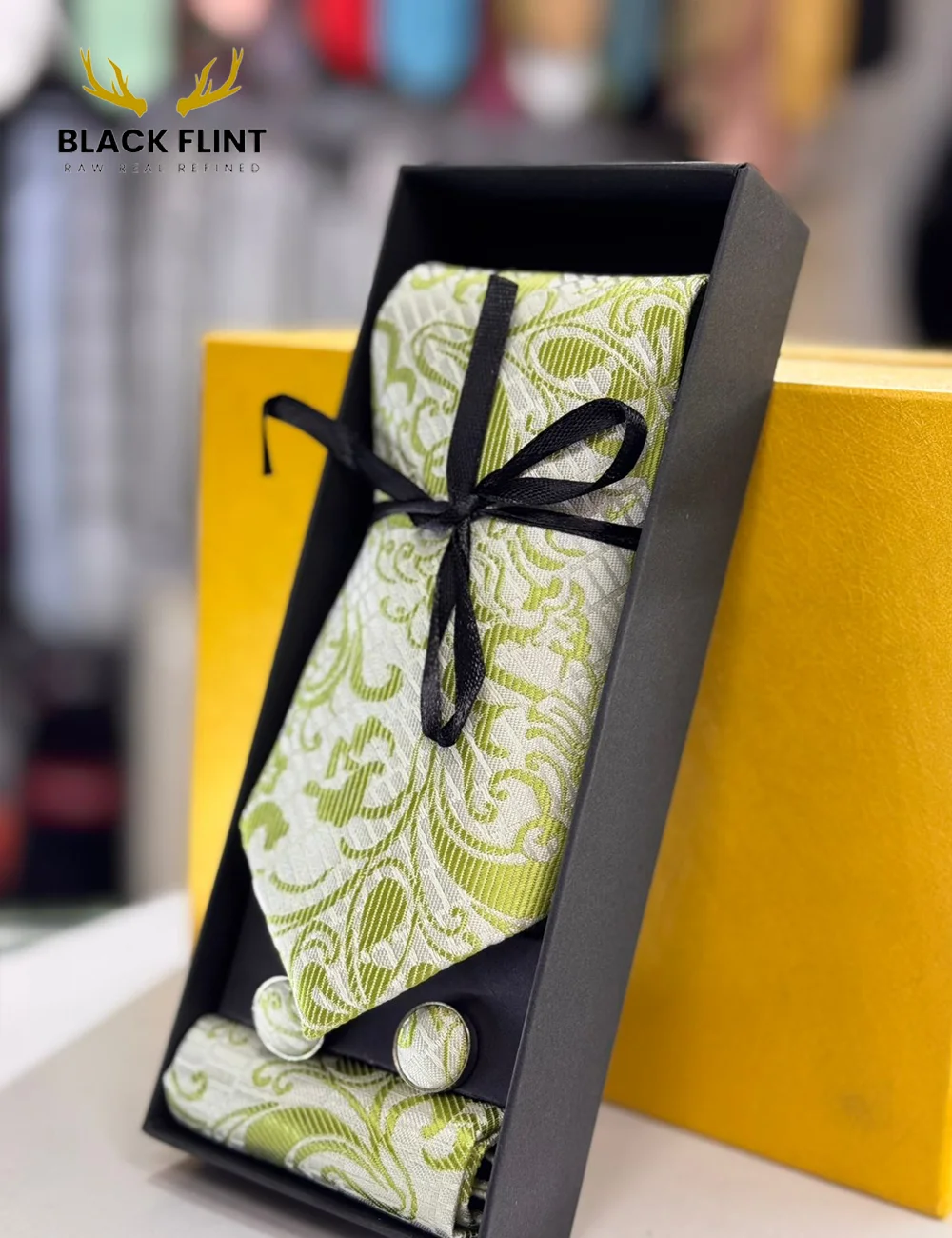 Elegant Designs Tie Gift Set with Matching Cufflinks - Image 4