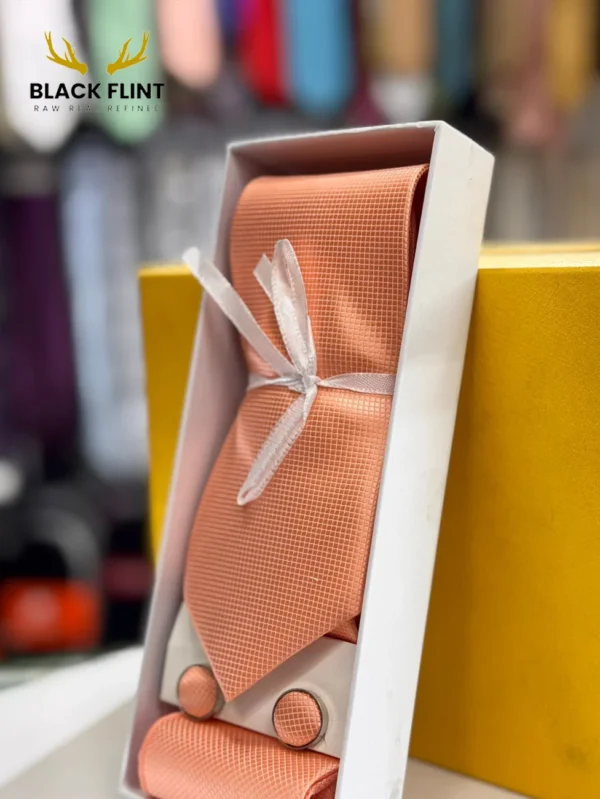 Elegant Tie Gift Set with Matching Cufflinks - Peach