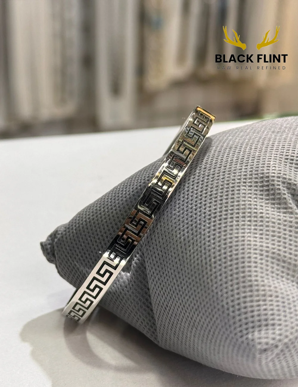 Stainless Steel Luxury Bangle – Black Flint Exclusive - Image 7