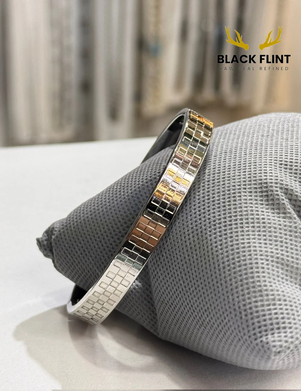 Stainless Steel Luxury Bangle – Black Flint Exclusive - Image 6
